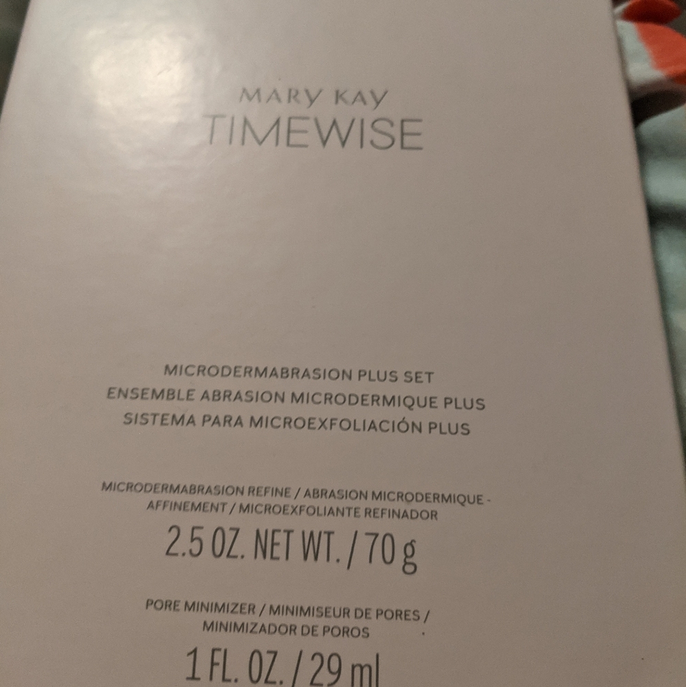 Mary Kay Timewise MicroAbrasion set